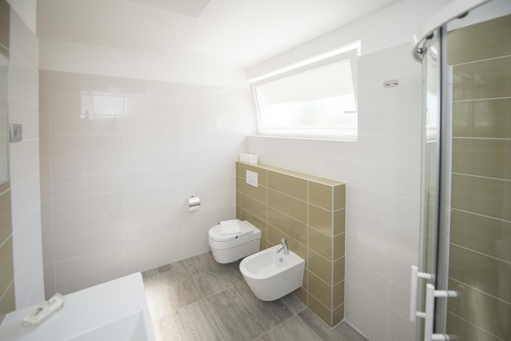 אומאג Villa Danex Premium מראה חיצוני תמונה