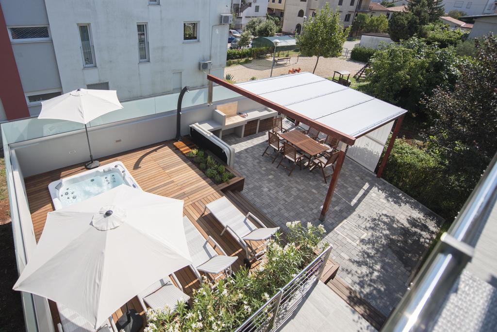 אומאג Villa Danex Premium מראה חיצוני תמונה