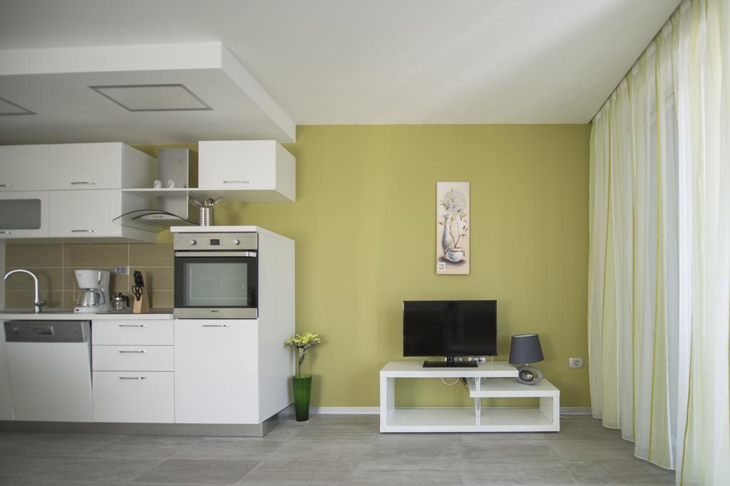 אומאג Villa Danex Premium חדר תמונה