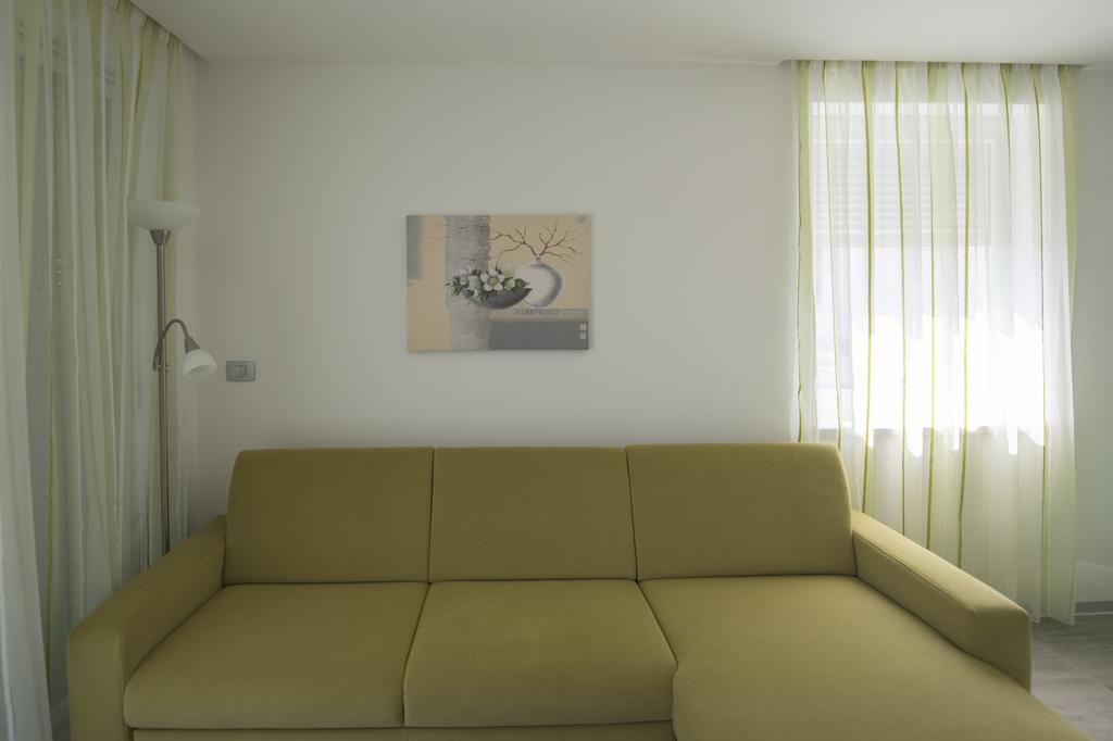 אומאג Villa Danex Premium מראה חיצוני תמונה