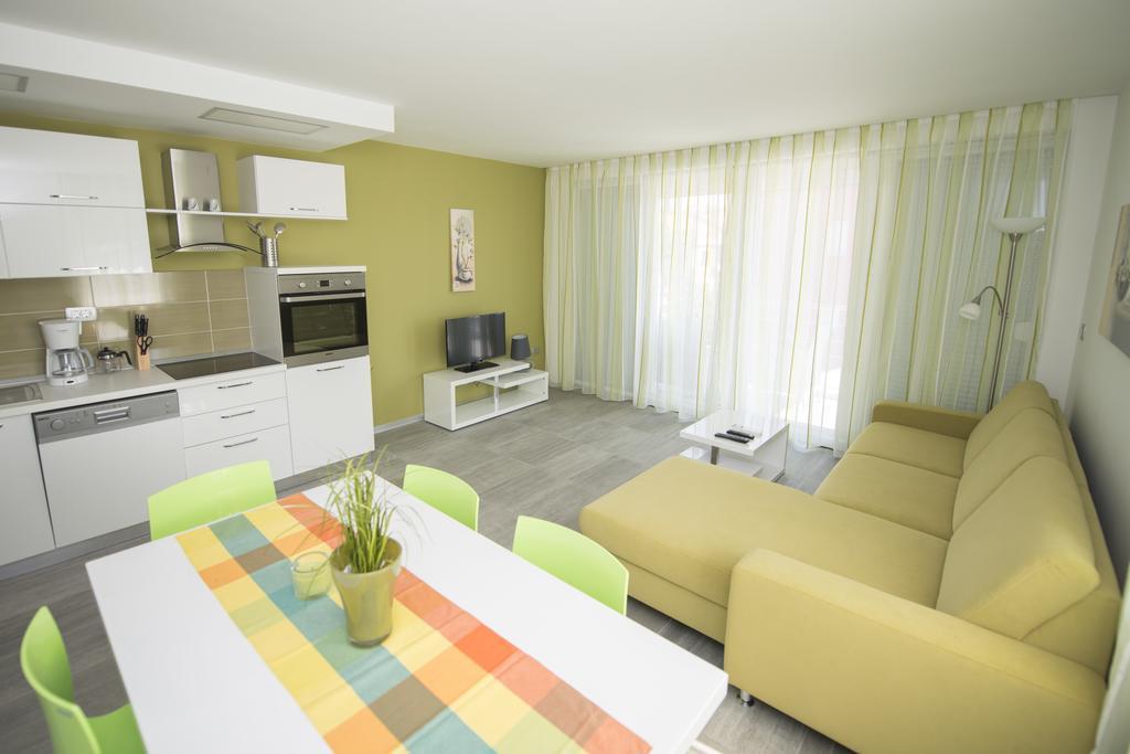 אומאג Villa Danex Premium חדר תמונה