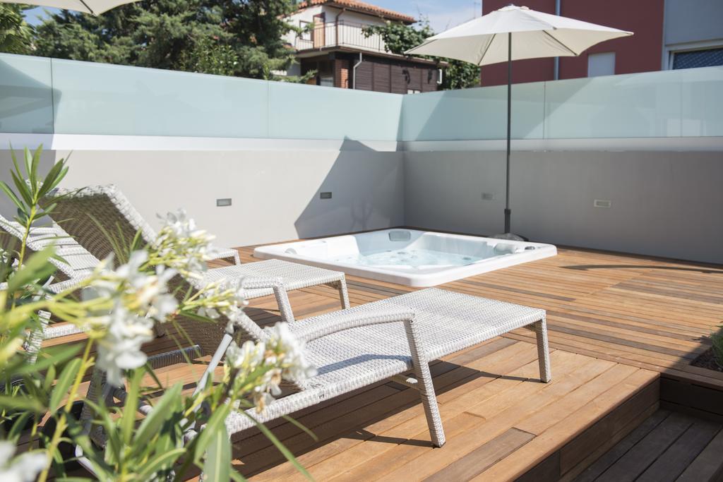 אומאג Villa Danex Premium חדר תמונה