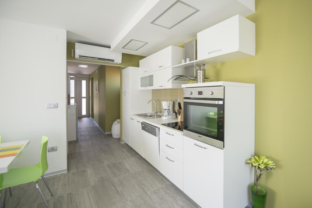 אומאג Villa Danex Premium חדר תמונה